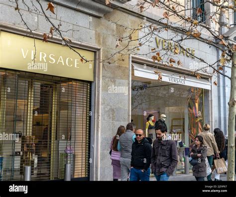 versace madrid serrano|Versace (Madrid Calle Serrano) .